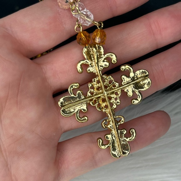 Cross Pendent Necklace - Picture 6 of 7